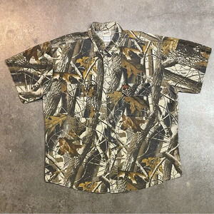 Vintage Woolrich Realtree Hardwoods Camo Button Shirt